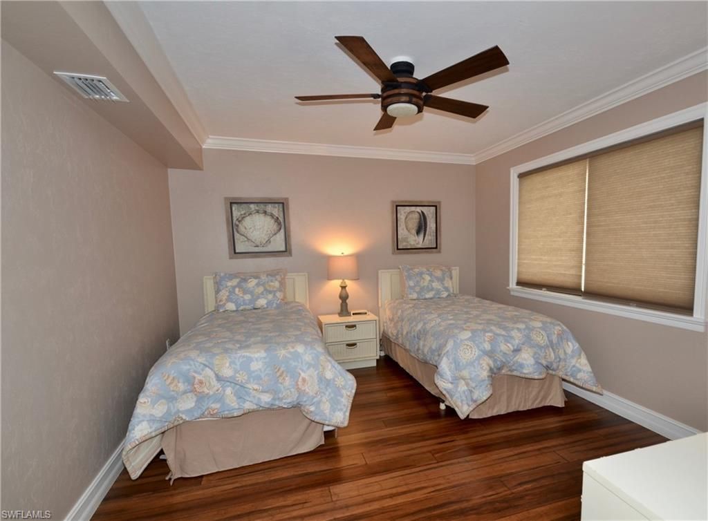 10851 Gulf Shore Dr, Unit 1402, Naples, FL 34108 Photo