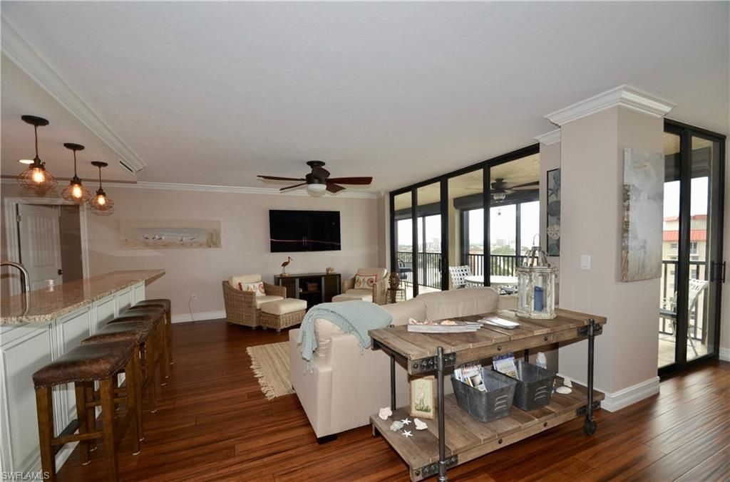 10851 Gulf Shore Dr, Unit 1402, Naples, FL 34108 Photo