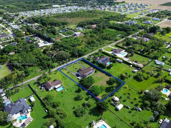 19926 SW 326th St, Homestead, FL 33030