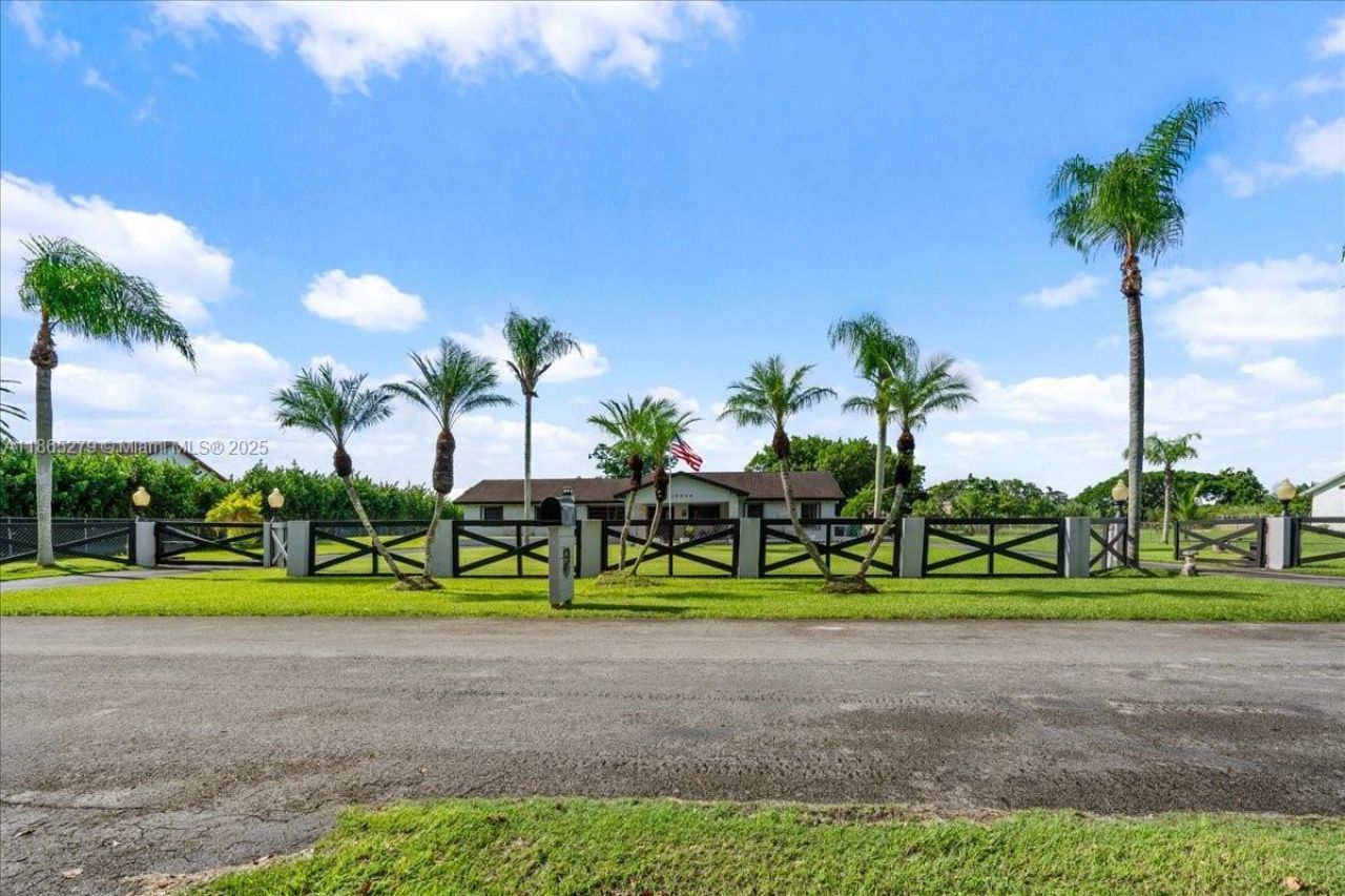 19926 SW 326th St, Homestead, FL 33030 Photo