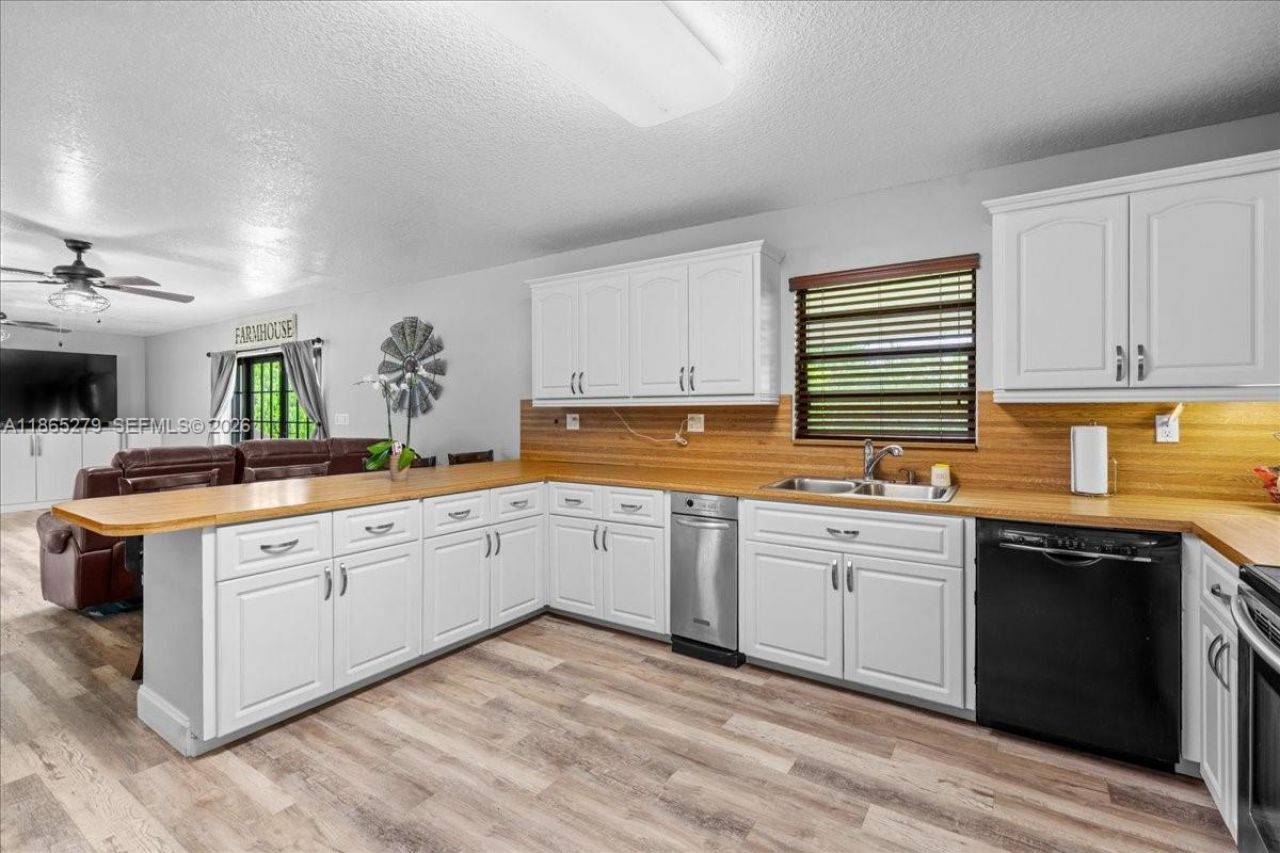 19926 SW 326th St, Homestead, FL 33030 Photo