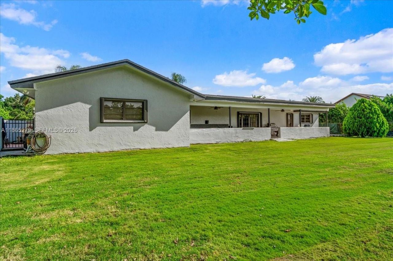 19926 SW 326th St, Homestead, FL 33030 Photo