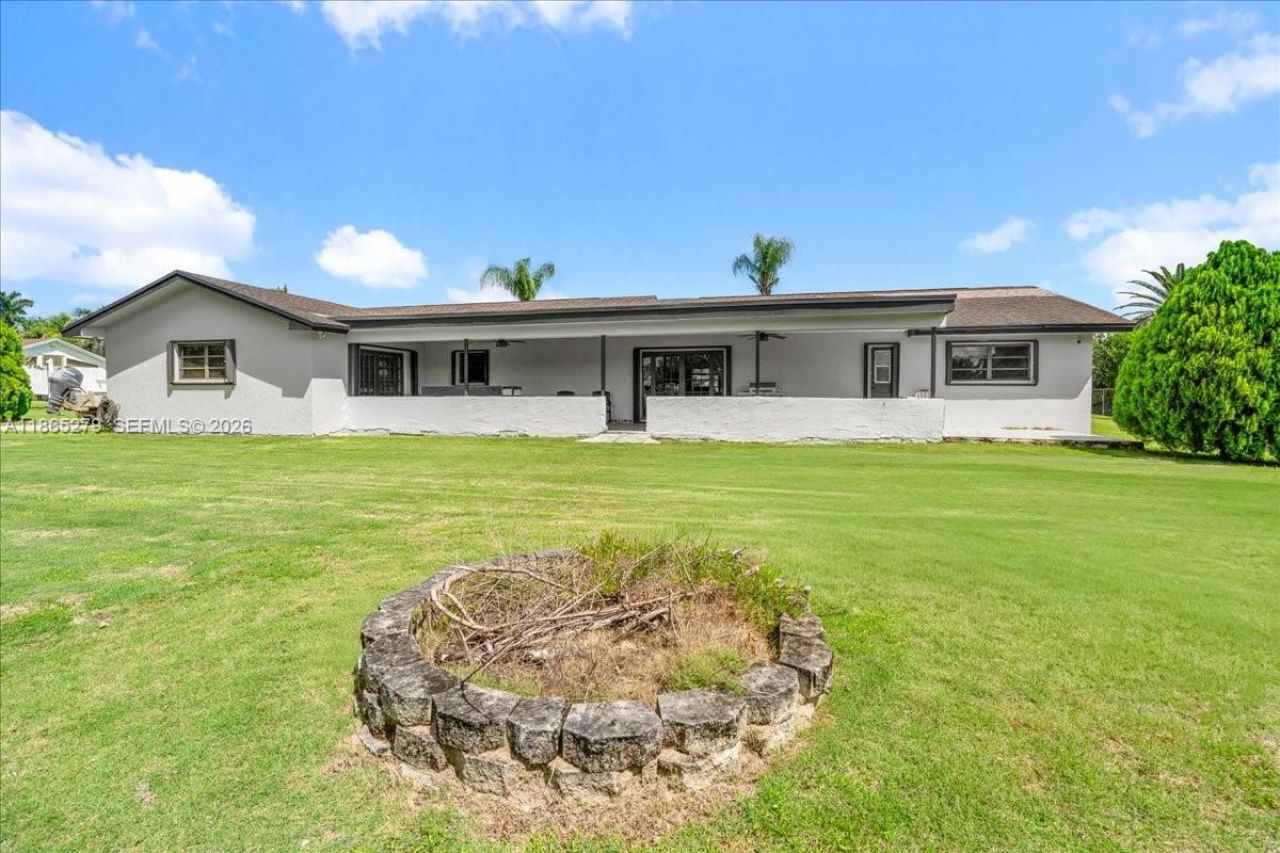 19926 SW 326th St, Homestead, FL 33030 Photo