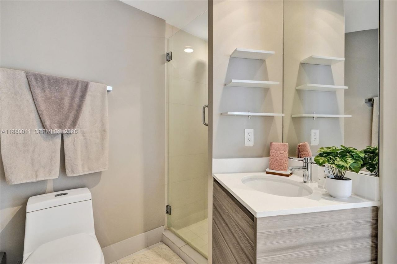 121 NE 34th St, Unit 1601, Miami, FL 33137 Photo