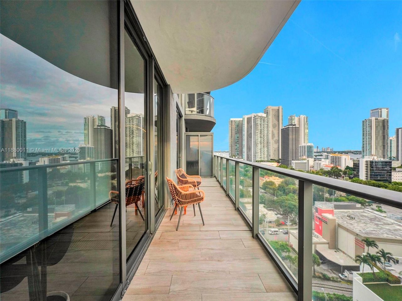 121 NE 34th St, Unit 1601, Miami, FL 33137 Photo