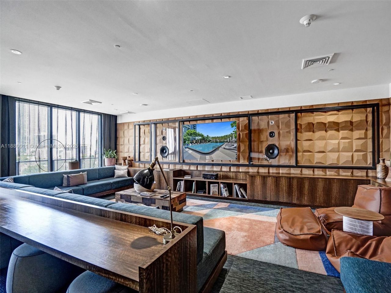 121 NE 34th St, Unit 1601, Miami, FL 33137 Photo