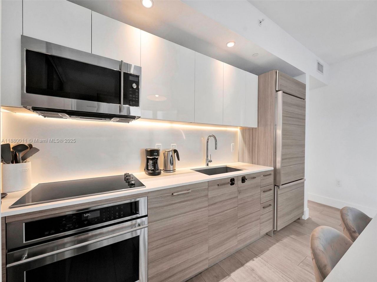 121 NE 34th St, Unit 1601, Miami, FL 33137 Photo