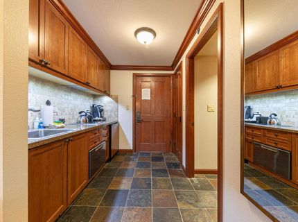 400 Resort Road, Olympic Valley, CA 96146 Photo