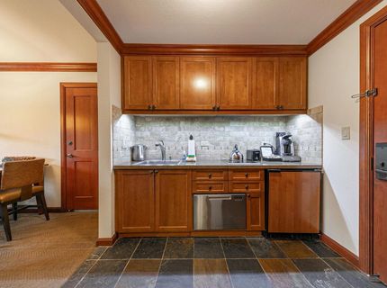 400 Resort Road, Olympic Valley, CA 96146 Photo