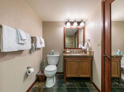 400 Resort Road, Olympic Valley, CA 96146 Photo