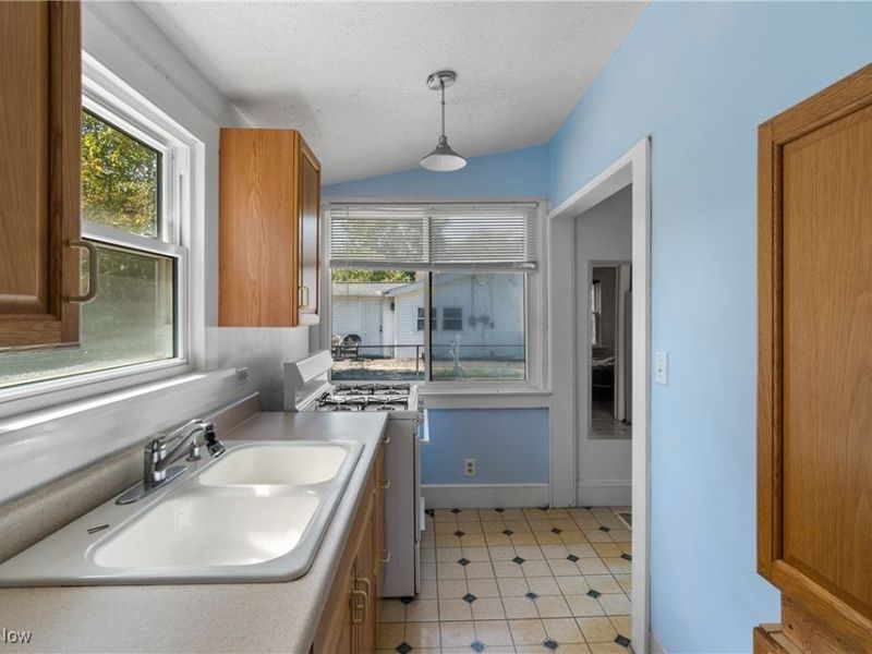 1101 Lake Avenue, Aurora, OH 44202 Photo 13