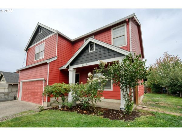 3228 NE DAFFODIL DR, McMinnville, OR 97128