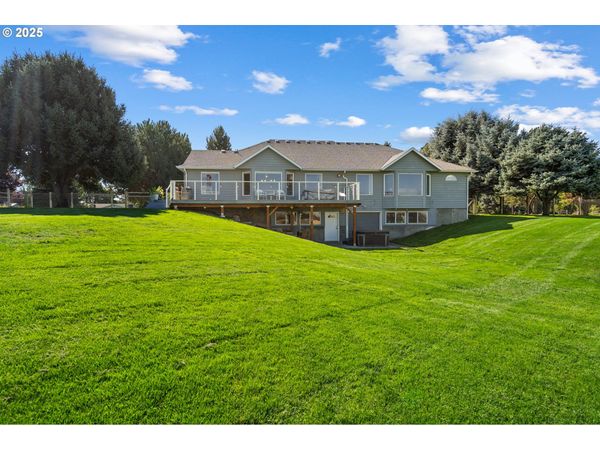 75077 W OREGON LN, Irrigon, OR 97844