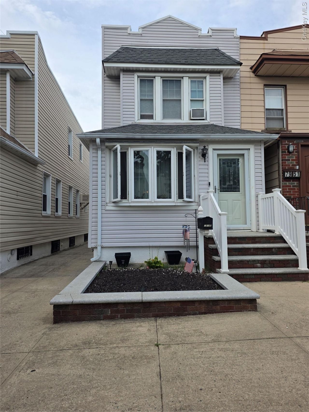 7949 77th Road, Glendale, NY 11385 Main Photo