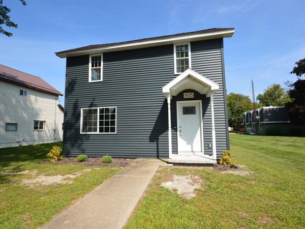 905 Vanburen Street, Walkerton, IN 46574