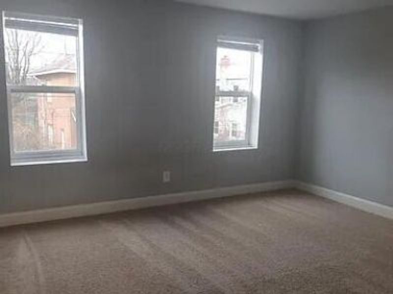 947 Mcallister Avenue, Columbus, OH 43205 Photo 2