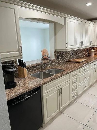 1411 NW 90th Dr, Plantation, FL 33322 Photo