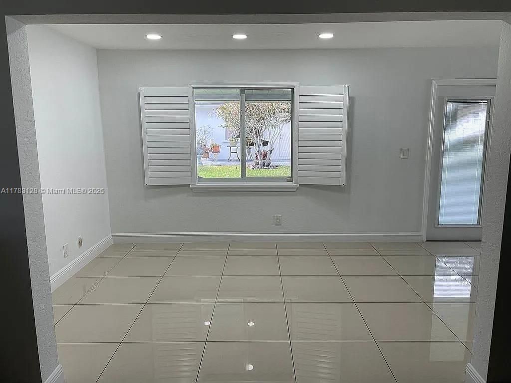 1411 NW 90th Dr, Plantation, FL 33322 Photo