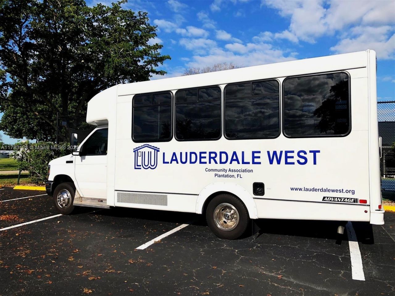 1411 NW 90th Dr, Plantation, FL 33322 Photo