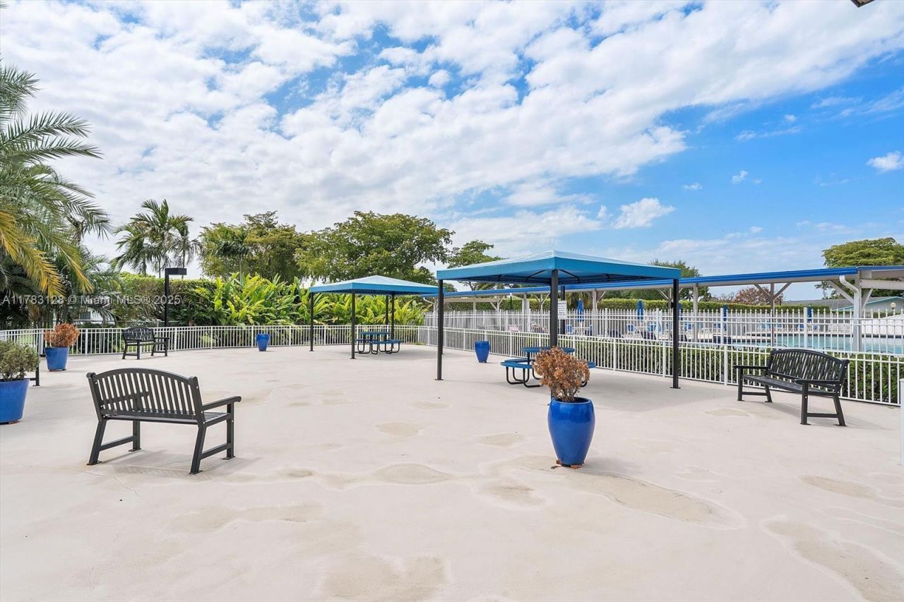 1411 NW 90th Dr, Plantation, FL 33322 Photo