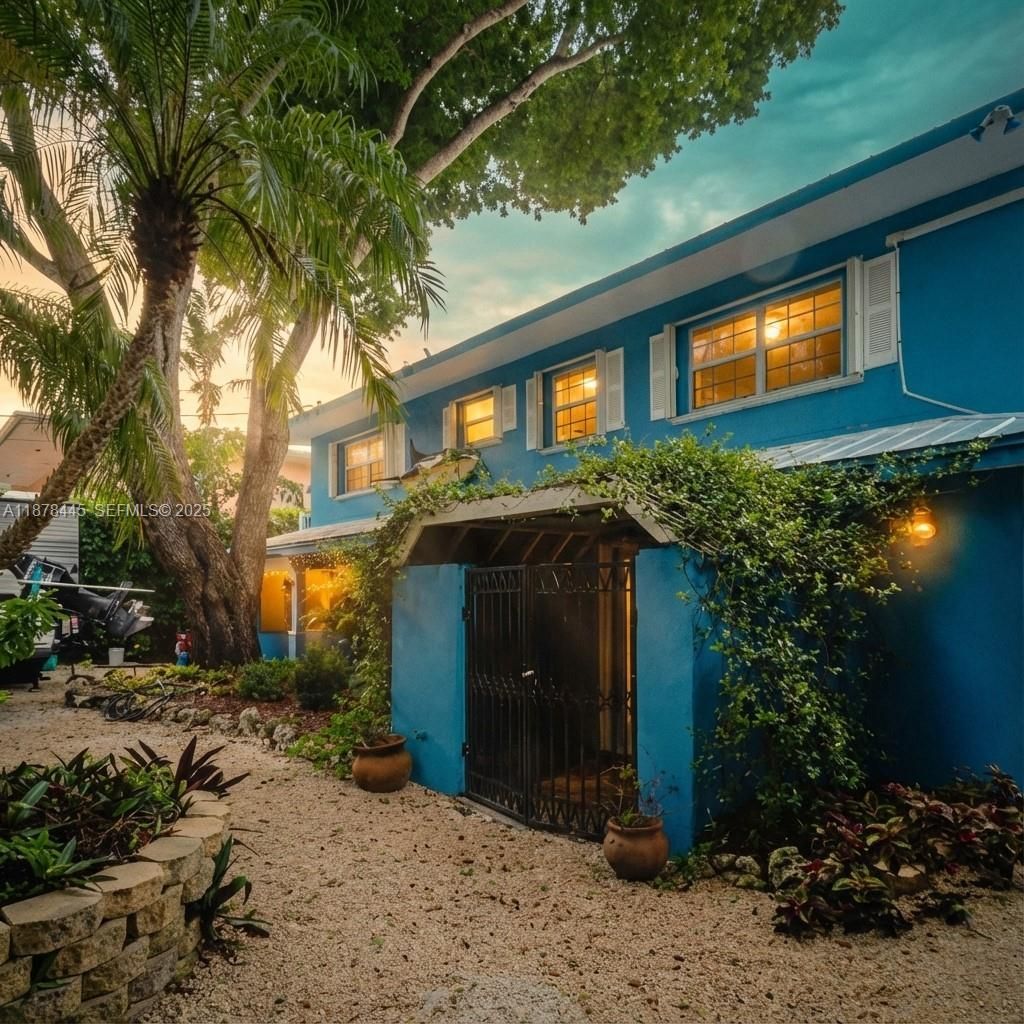 141 Ocean Dr, Tavernier, FL 33070 Photo