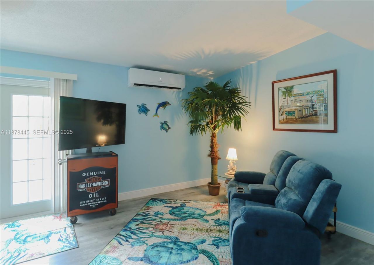 141 Ocean Dr, Tavernier, FL 33070 Photo