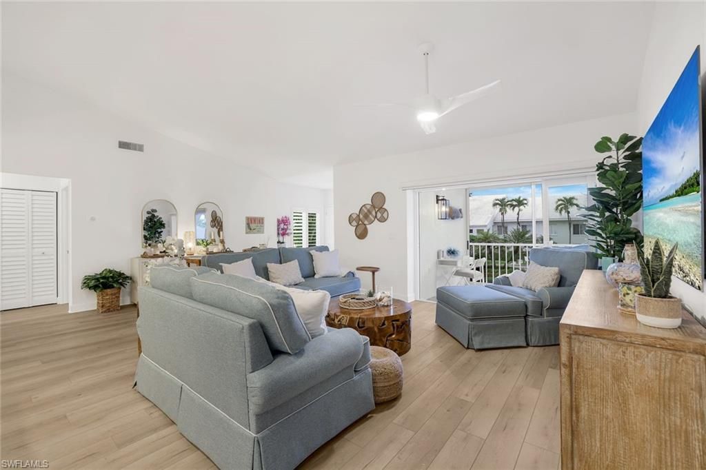 790 Willowbrook Dr, Unit 305, Naples, FL 34108 Photo