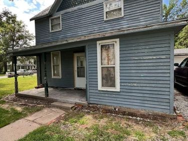 215 E 6th Street, Stromsburg, NE 68666