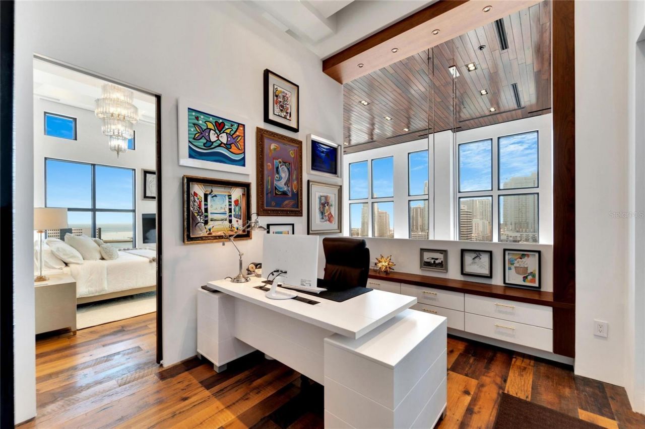 226 5th Avenue N, Unit 1406, Saint Petersburg, FL 33701 Photo