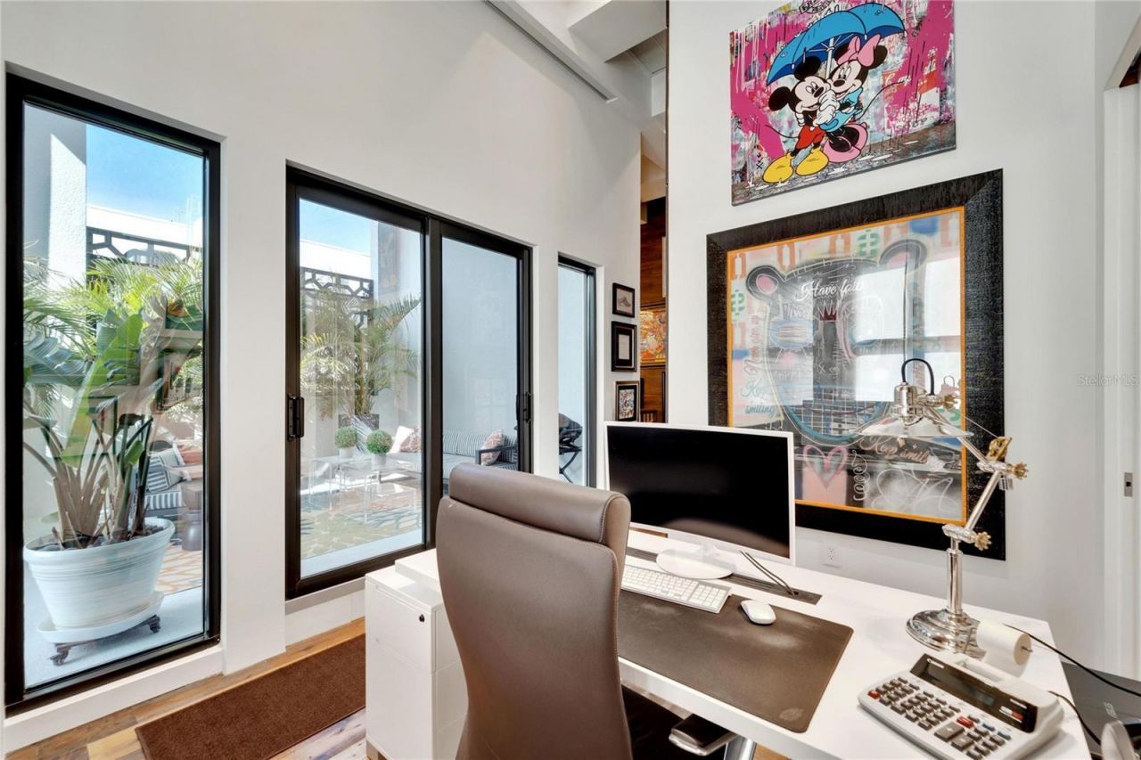 226 5th Avenue N, Unit 1406, Saint Petersburg, FL 33701 Photo