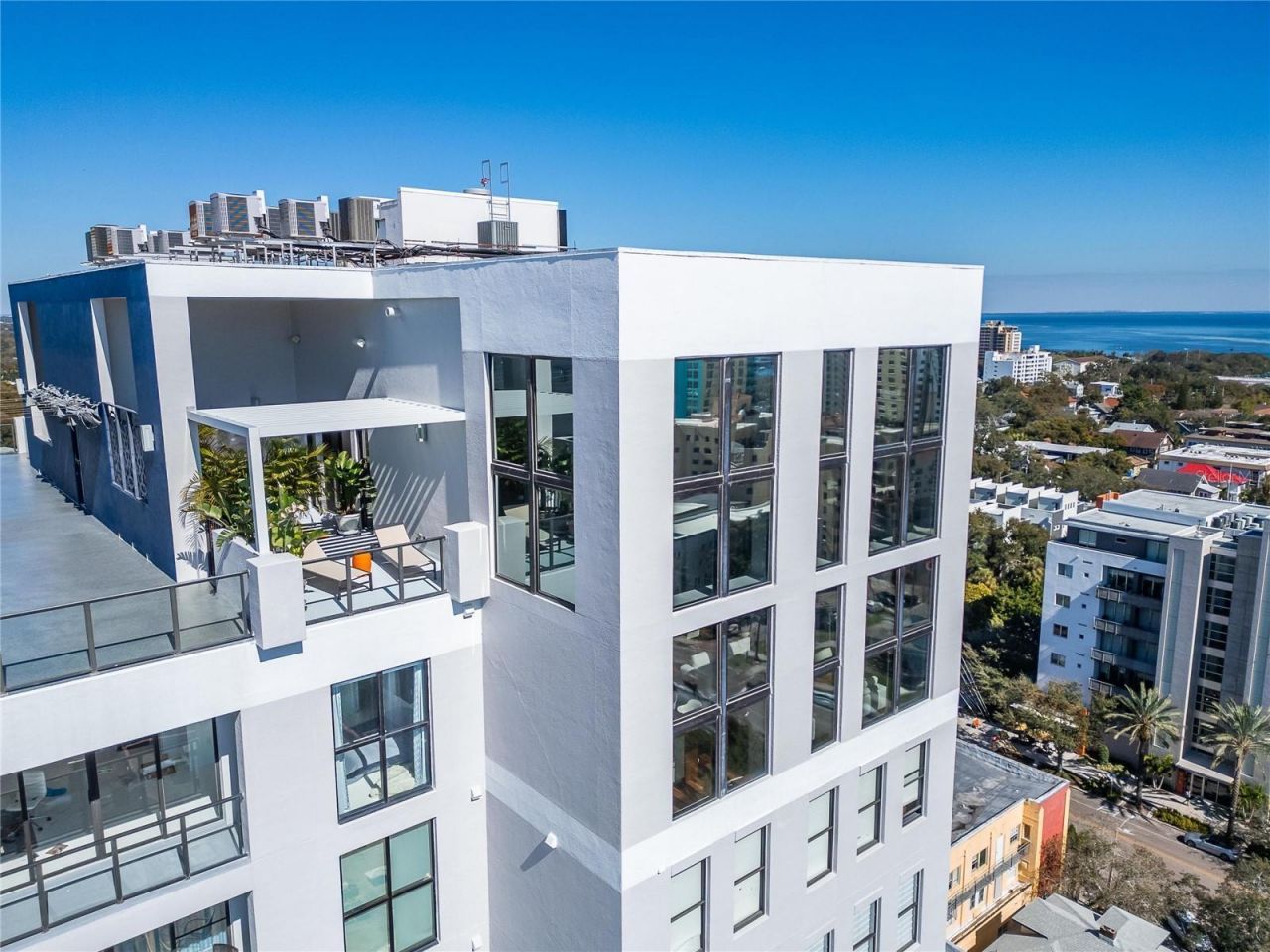 226 5th Avenue N, Unit 1406, Saint Petersburg, FL 33701 Photo