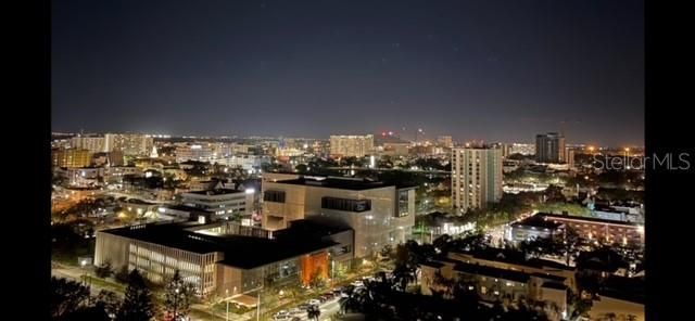 226 5th Avenue N, Unit 1406, Saint Petersburg, FL 33701 Photo