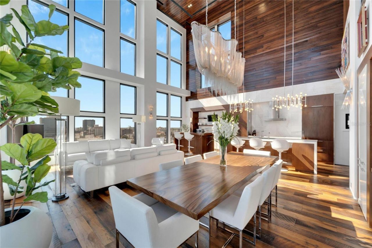 226 5th Avenue N, Unit 1406, Saint Petersburg, FL 33701 Photo