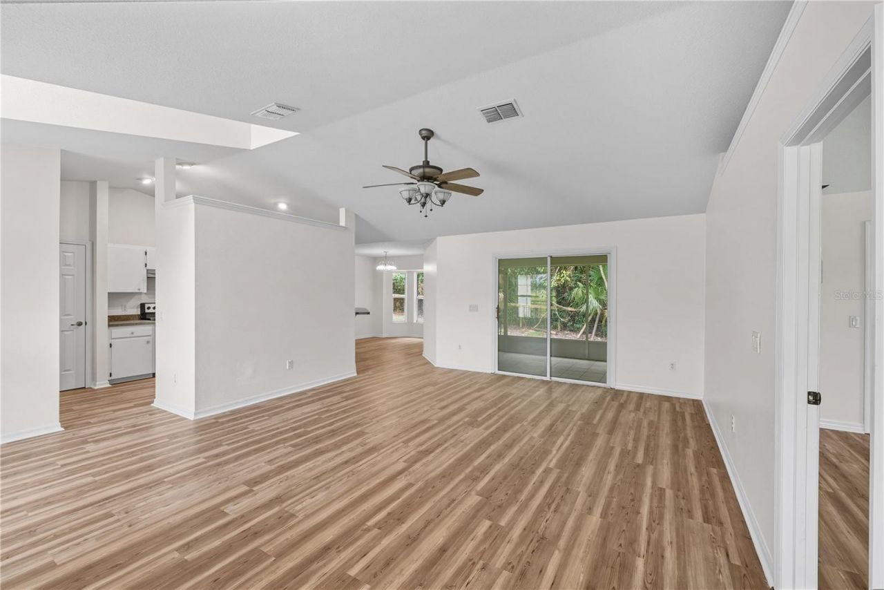 12615 NW Gainesville Road, Reddick, FL 32686 Photo