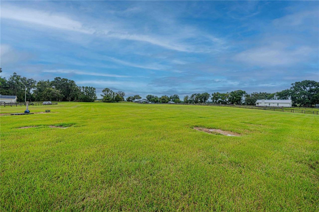 12615 NW Gainesville Road, Reddick, FL 32686 Photo