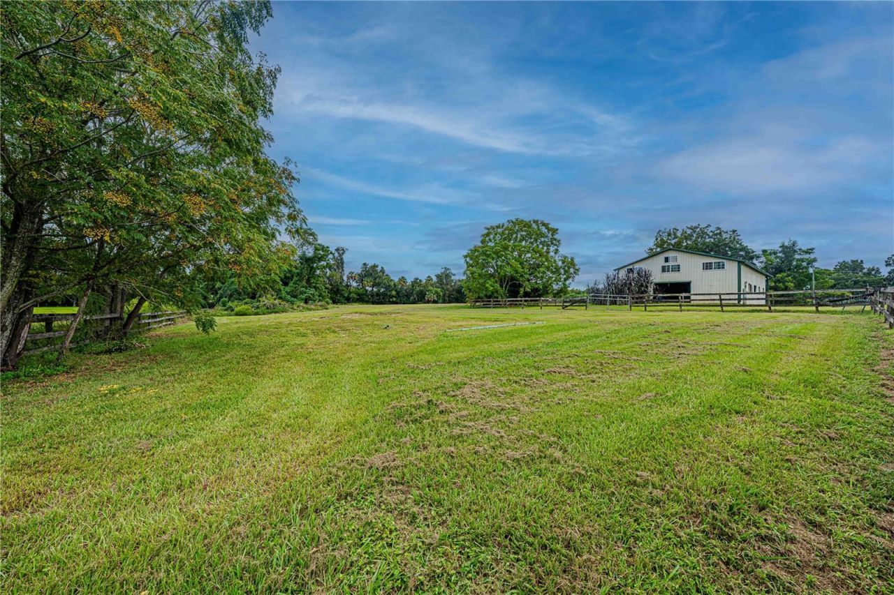 12615 NW Gainesville Road, Reddick, FL 32686 Photo