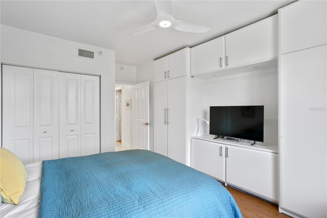 4993 Bacopa Lane S, Unit 304, Saint Petersburg, FL 33715 Photo
