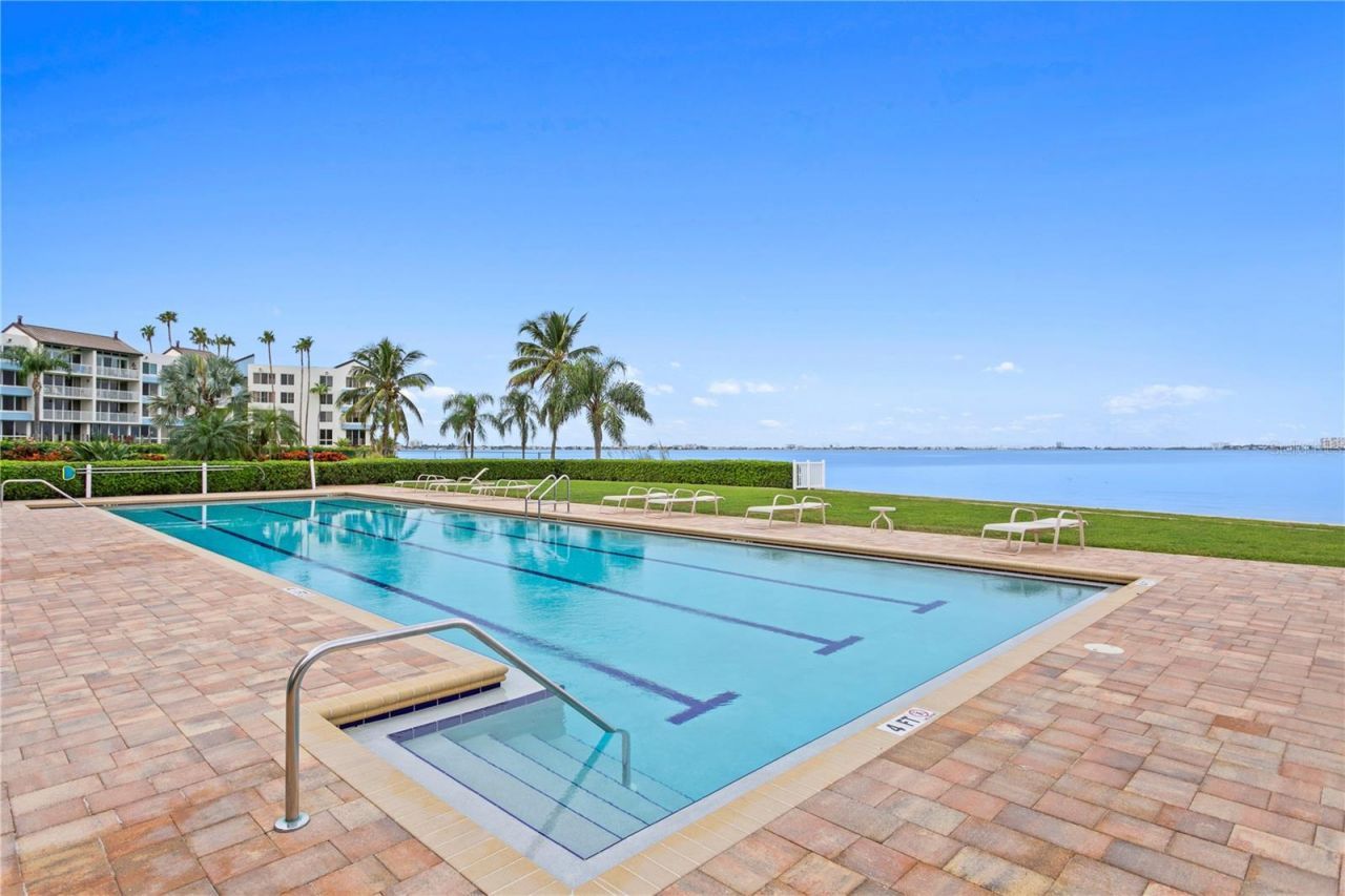 4993 Bacopa Lane S, Unit 304, Saint Petersburg, FL 33715 Photo