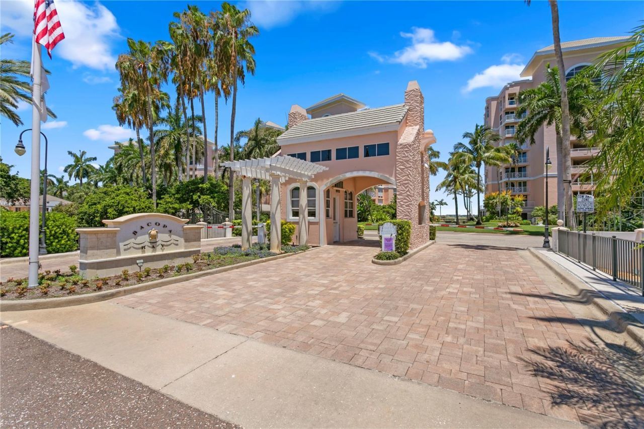 4993 Bacopa Lane S, Unit 304, Saint Petersburg, FL 33715 Photo
