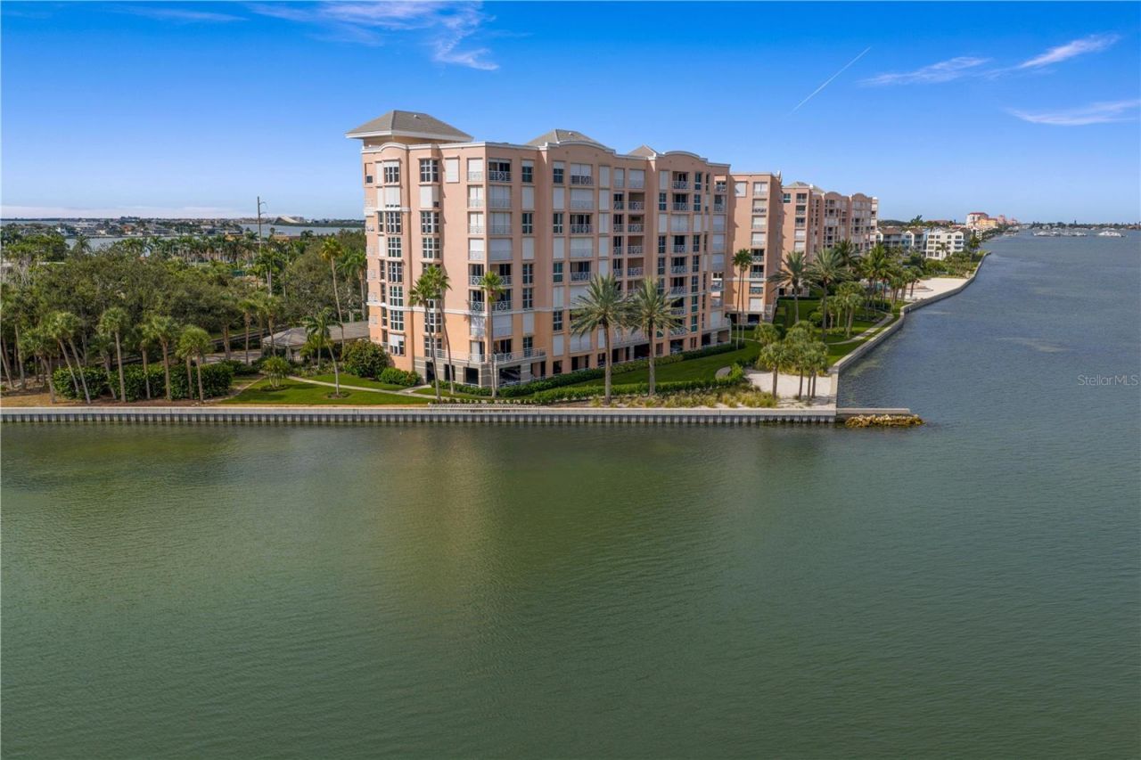 4993 Bacopa Lane S, Unit 304, Saint Petersburg, FL 33715 Photo