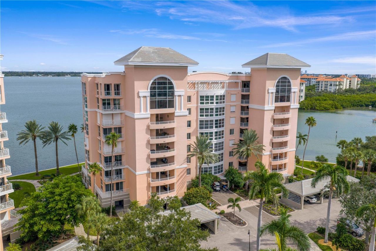 4993 Bacopa Lane S, Unit 304, Saint Petersburg, FL 33715 Photo