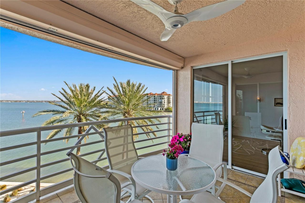 4993 Bacopa Lane S, Unit 304, Saint Petersburg, FL 33715 Photo