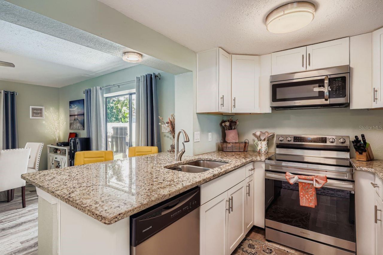 4311 2nd Avenue E, Bradenton, FL 34208 Photo