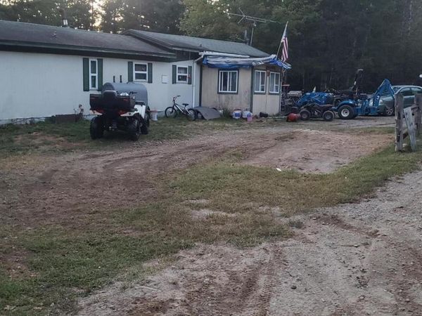 100 Cards Ridge Road, Greenbush, ME 04418