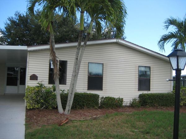 8504 Marlberry Court, Port St. Lucie, FL 34952