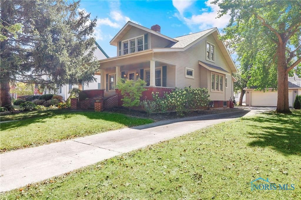 207 E 11th Street, Genoa, OH 43430 Main Photo