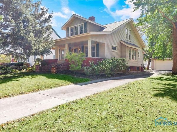 207 E 11th Street, Genoa, OH 43430