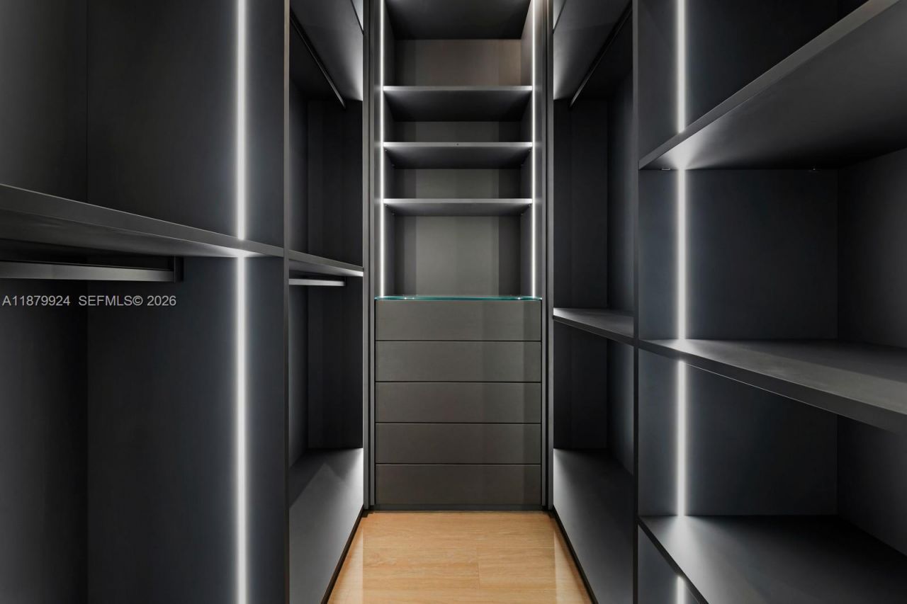 291 Palm Ave, Miami Beach, FL 33139 Photo