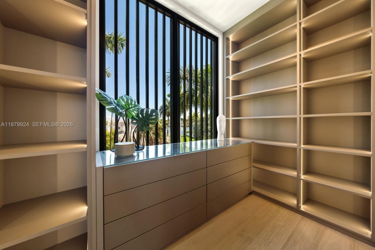 291 Palm Ave, Miami Beach, FL 33139 Photo