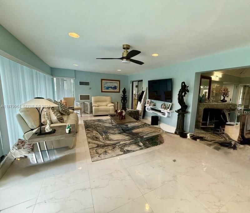 4713 Holly Dr, Tamarac, FL 33319 Photo